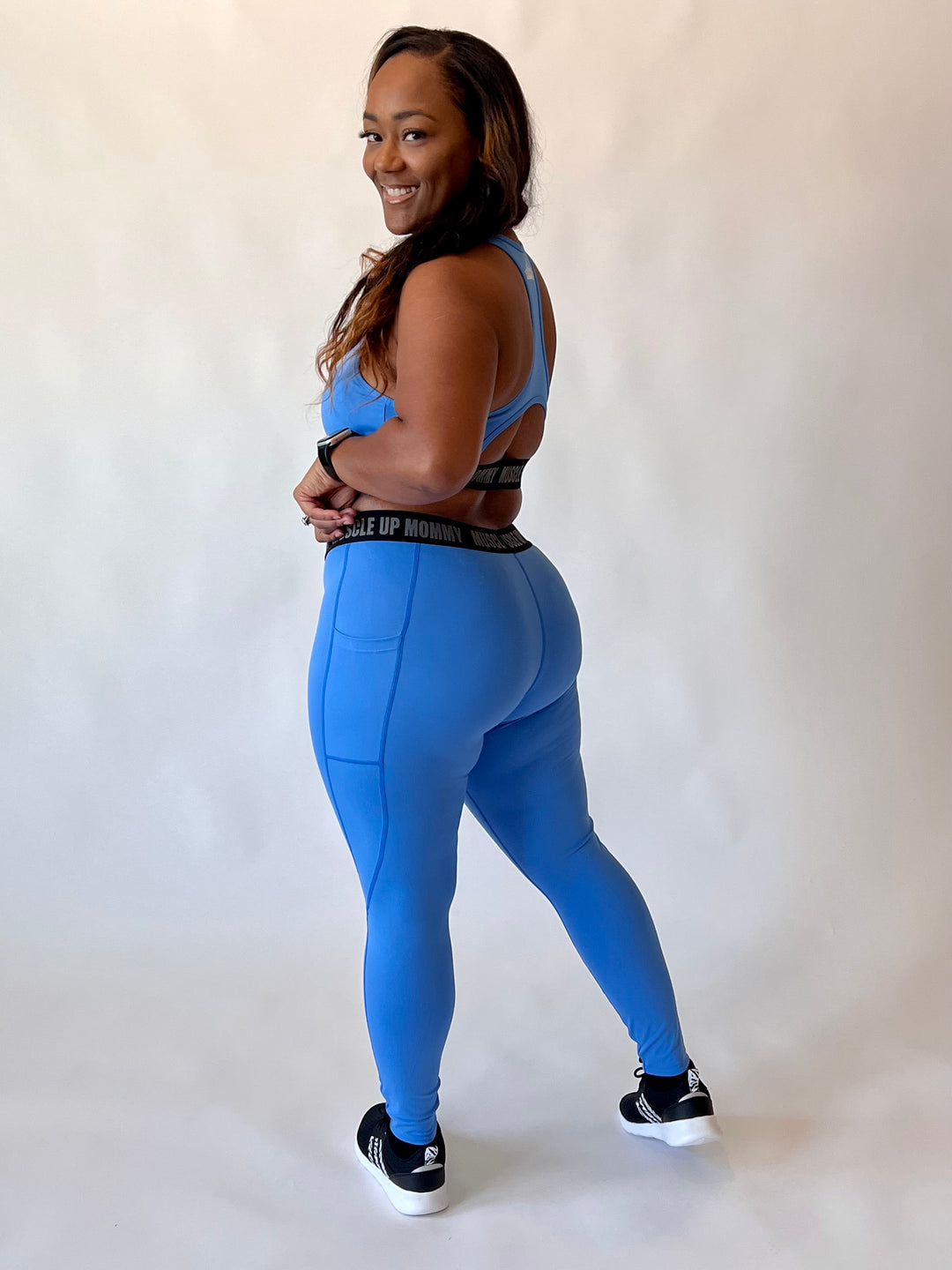 Check Out This Hot Curvy Nigerian Mom In Leggings And Tight Jeans (photos)  - Romance - Nigeria